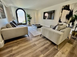 Lounge Area- click for photo gallery